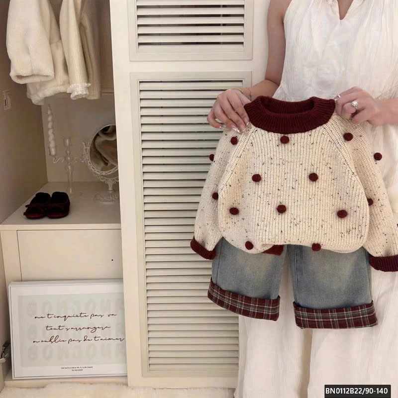 ÁO LEN QUẢ BÔNG ĐỎ