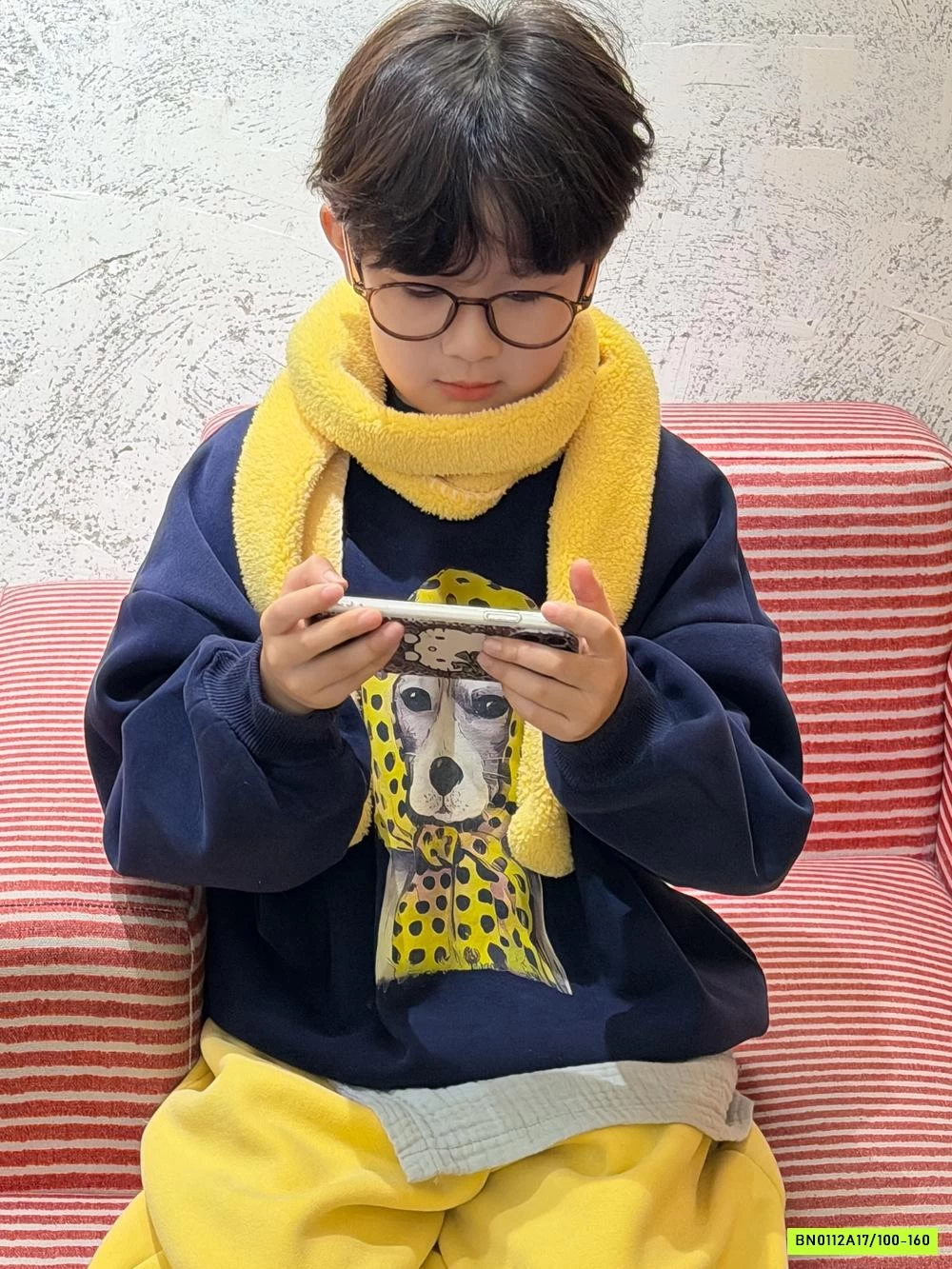 ÁO NỈ IN HÌNH KUMAI LÓT LÔNG CỪU