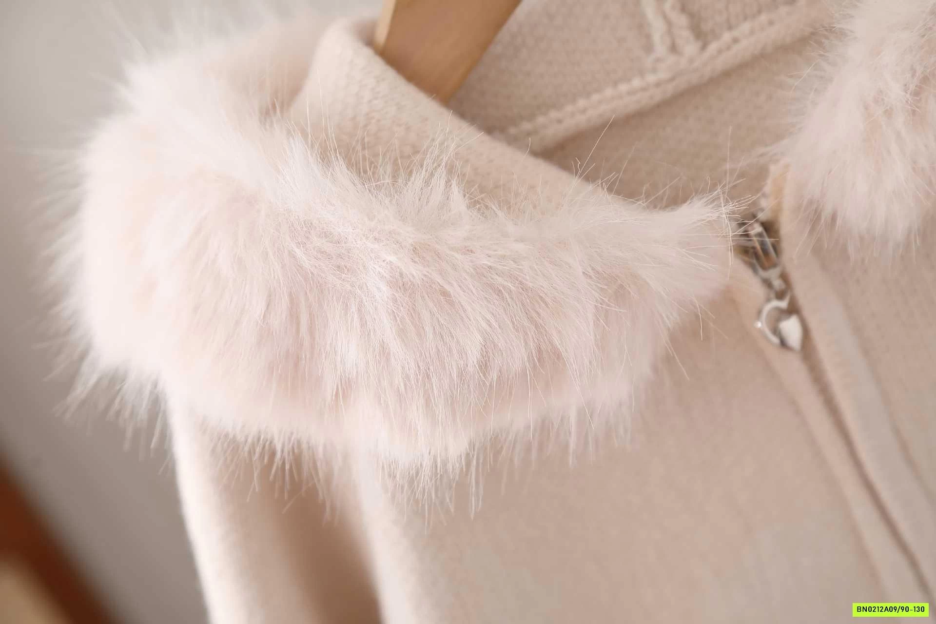 SÉT LEN ÁO KHOÁC PHỐI LÔNG