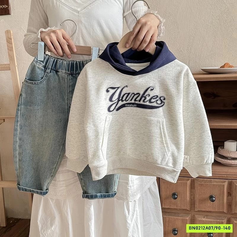 HOODIE TÚI TRƯỚC PHỐI MÀU MŨ