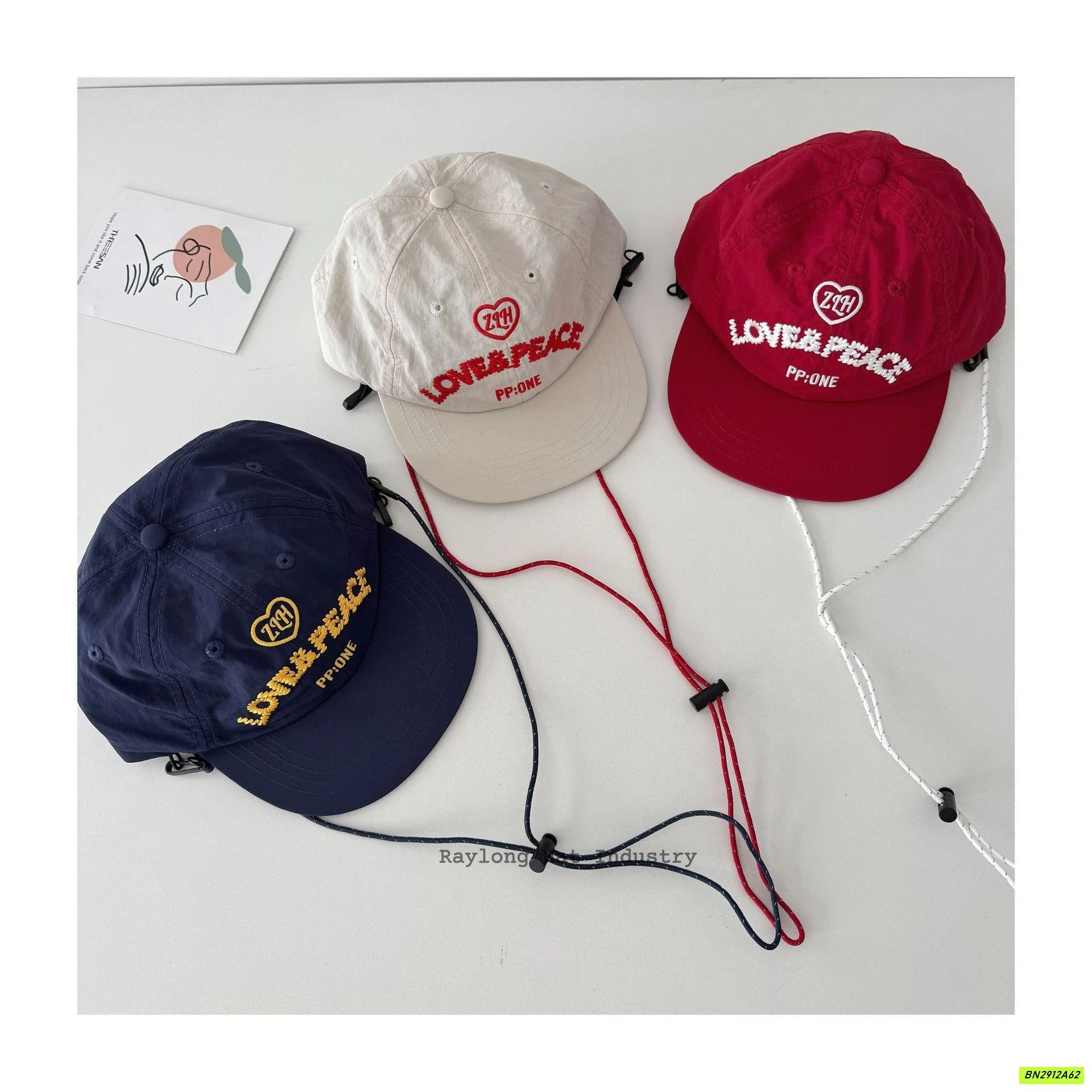 MŨ KẾT TÁN PHẲNG THÊU CHỮ