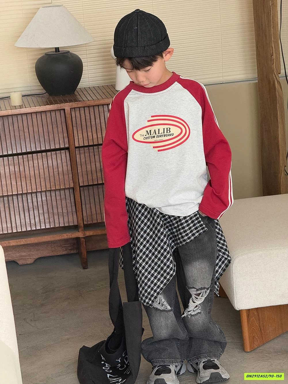 ÁO THUN XÁM PHỐI TAY ĐỎ