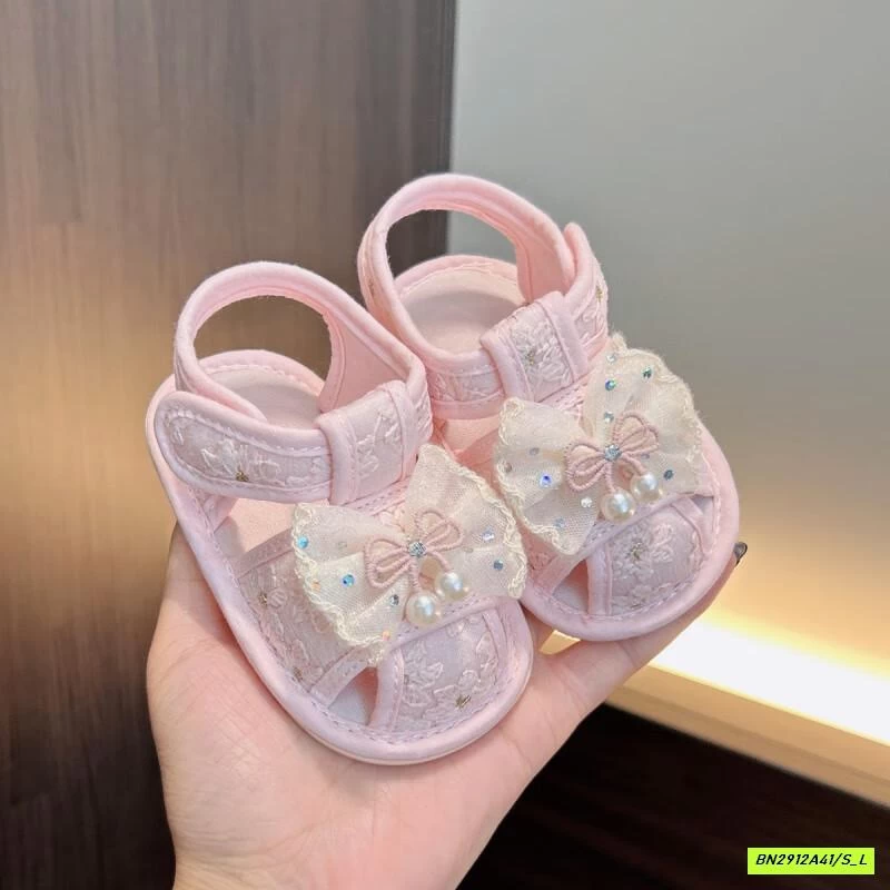 SANDAL HOA NHÍ TẬP ĐI