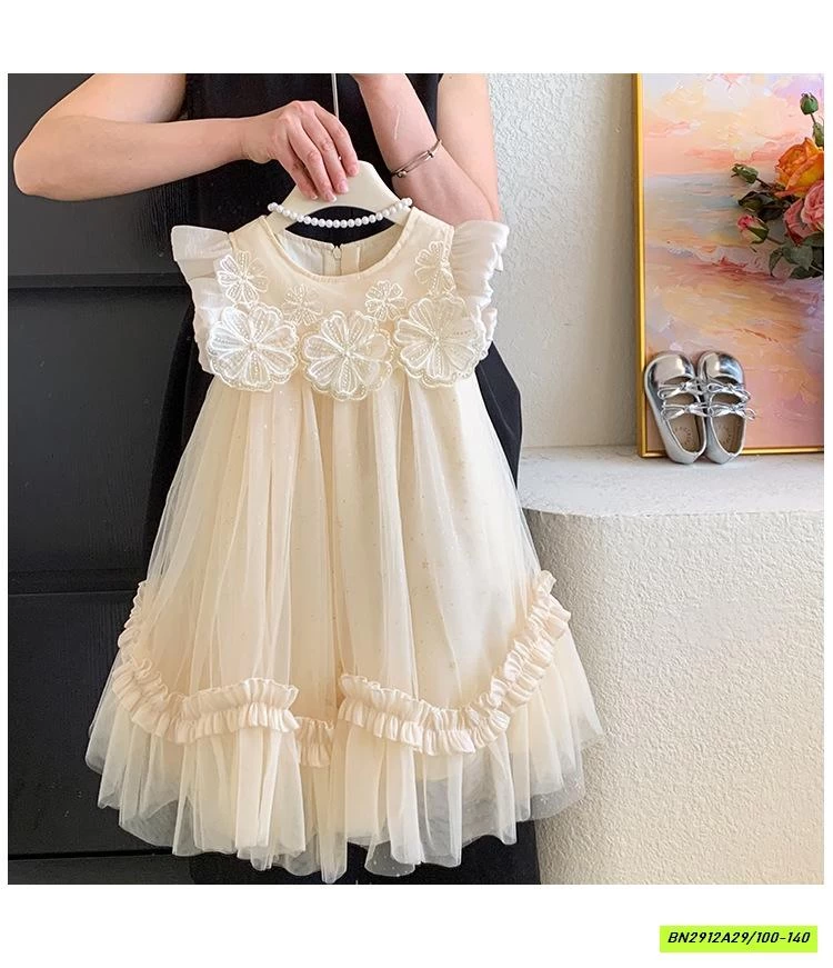 ĐẦM VOAN GẮN HOA 3D BLUETOWN