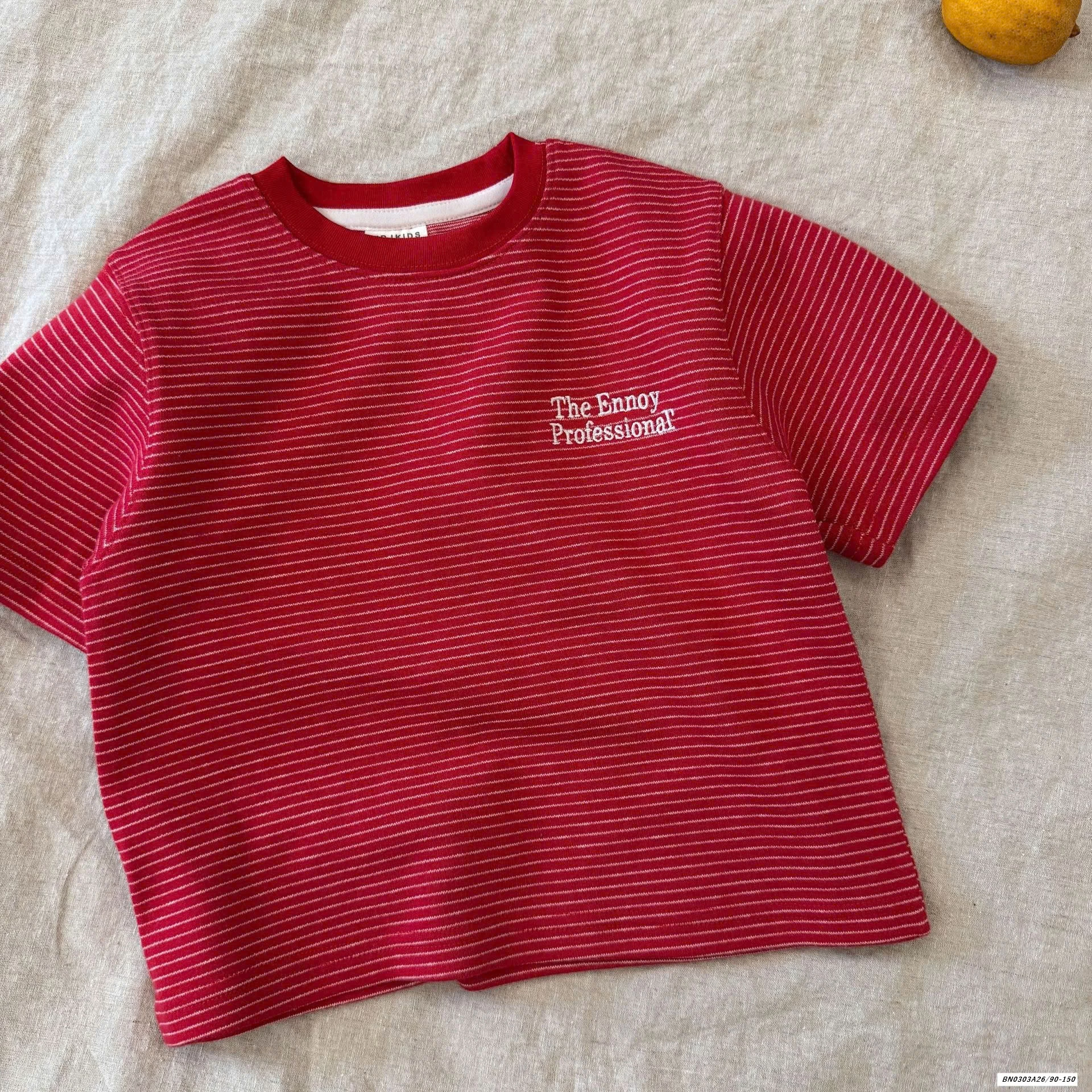 ÁO KẺ THÊU CHỮ NGỰC