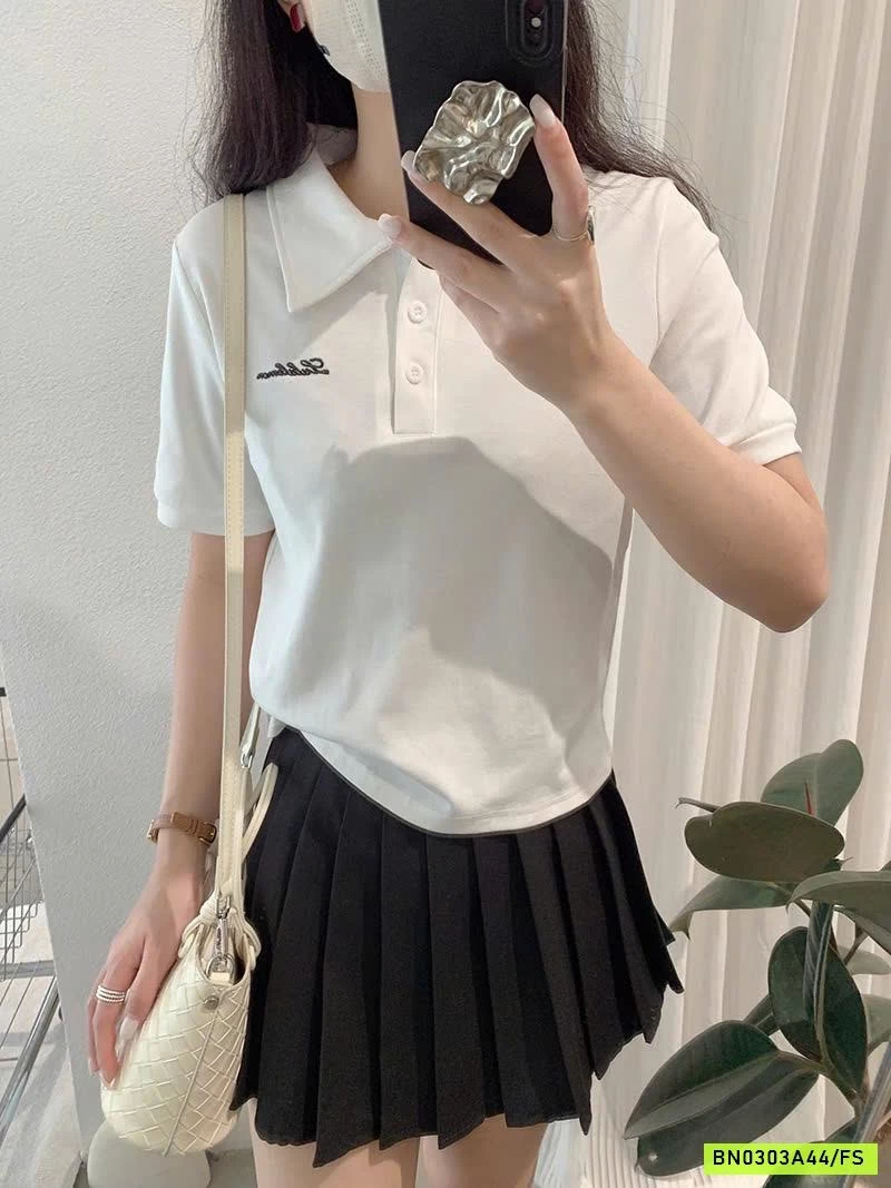 ÁO POLO THÊU CHỮ CROPTOP