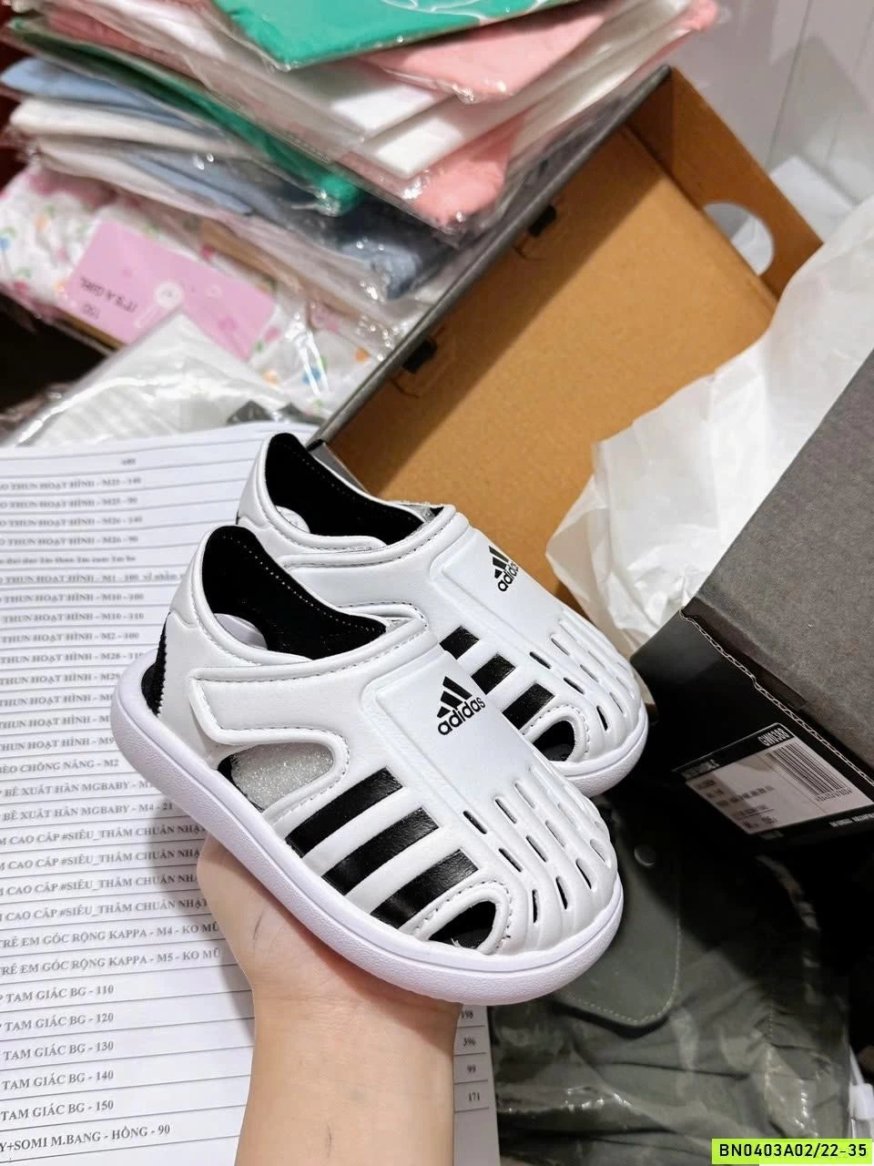 GIÀY D.A.S SIÊU NHẸ