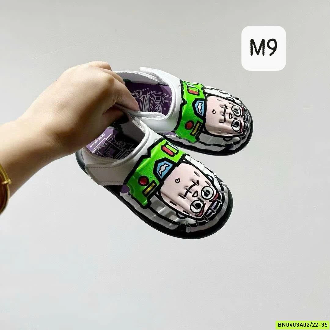 GIÀY D.A.S SIÊU NHẸ