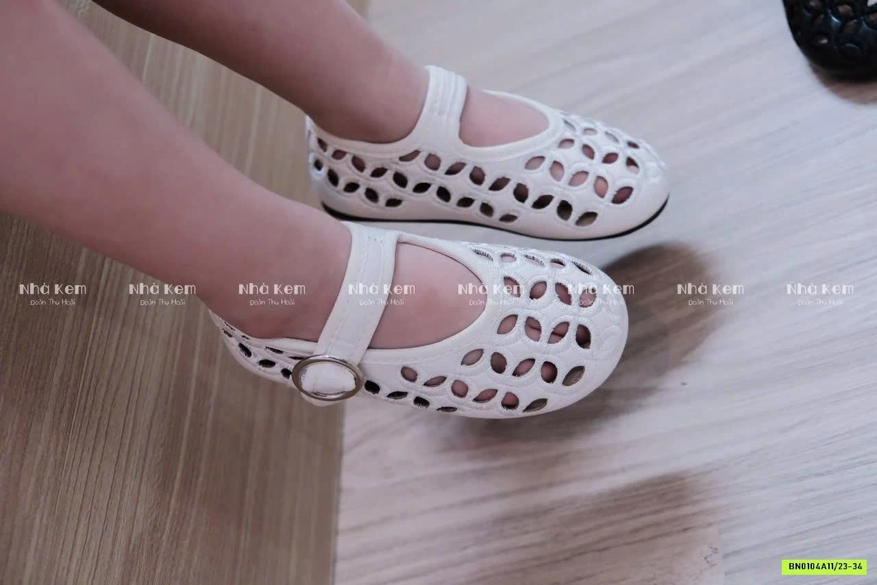 GIÀY BÚP BÊ GIỌT NƯỚC