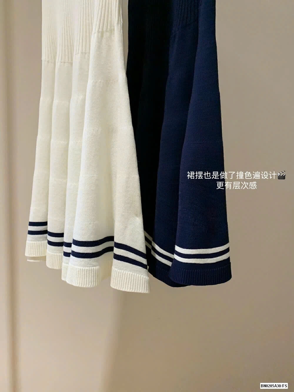 ĐẦM MONTOGHI PHỐI VIỀN WG.WE