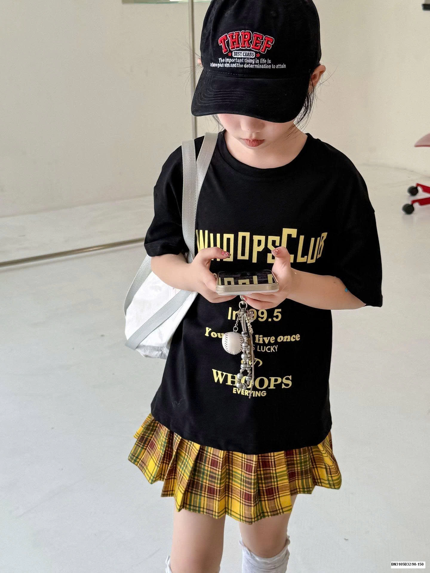 SET ÁO PHÔNG MIX CHÂN VÁY XẾP LY VÀNG