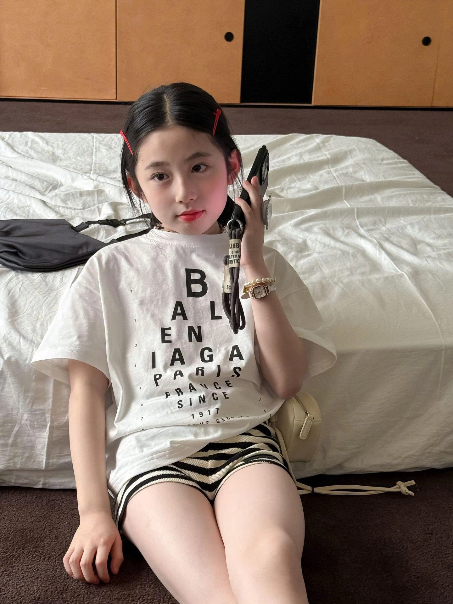 SET ÁO THUN CHỮ CÁI  QUẦN SHORT KẺ NGANG