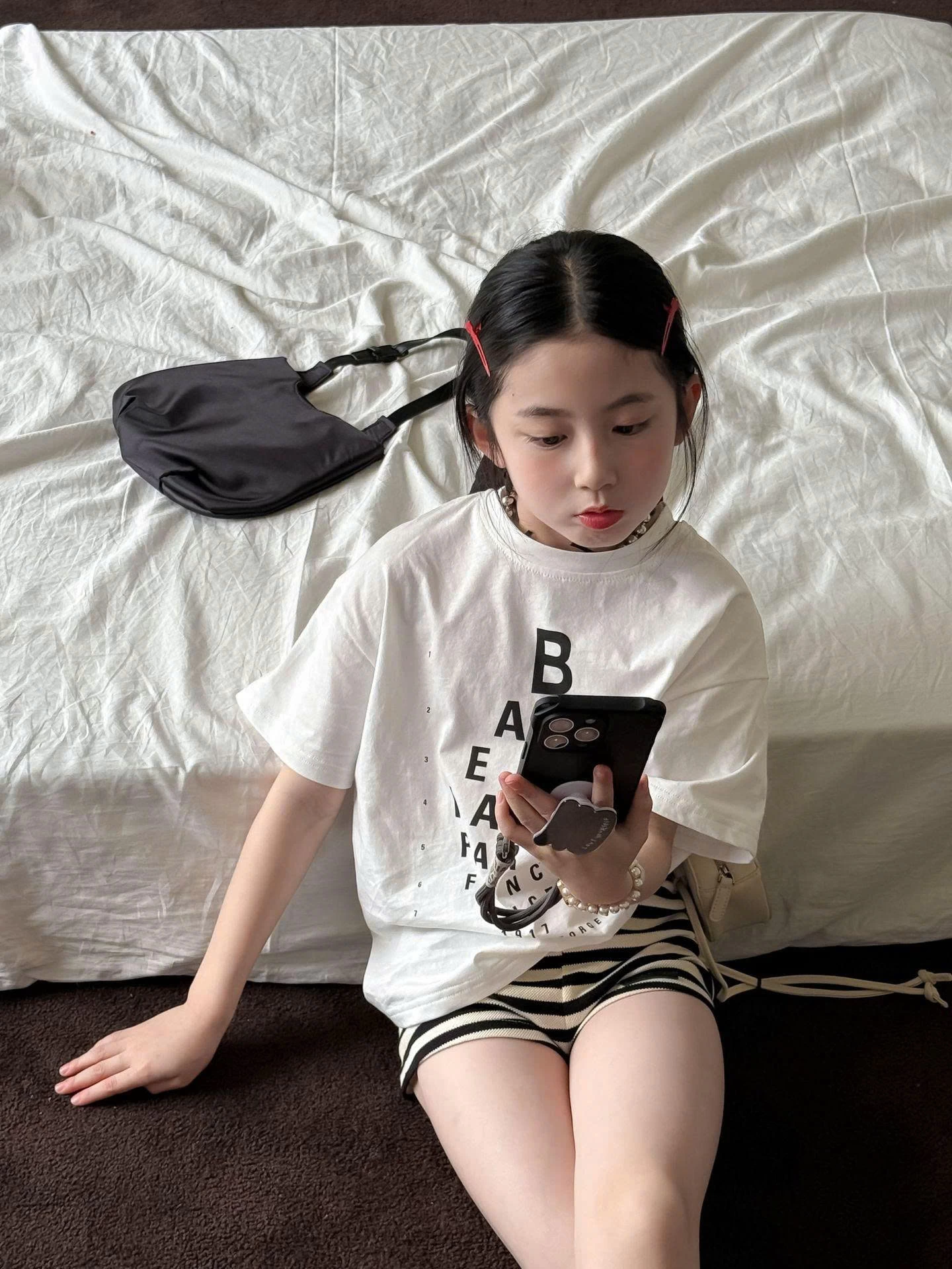 SET ÁO THUN CHỮ CÁI  QUẦN SHORT KẺ NGANG