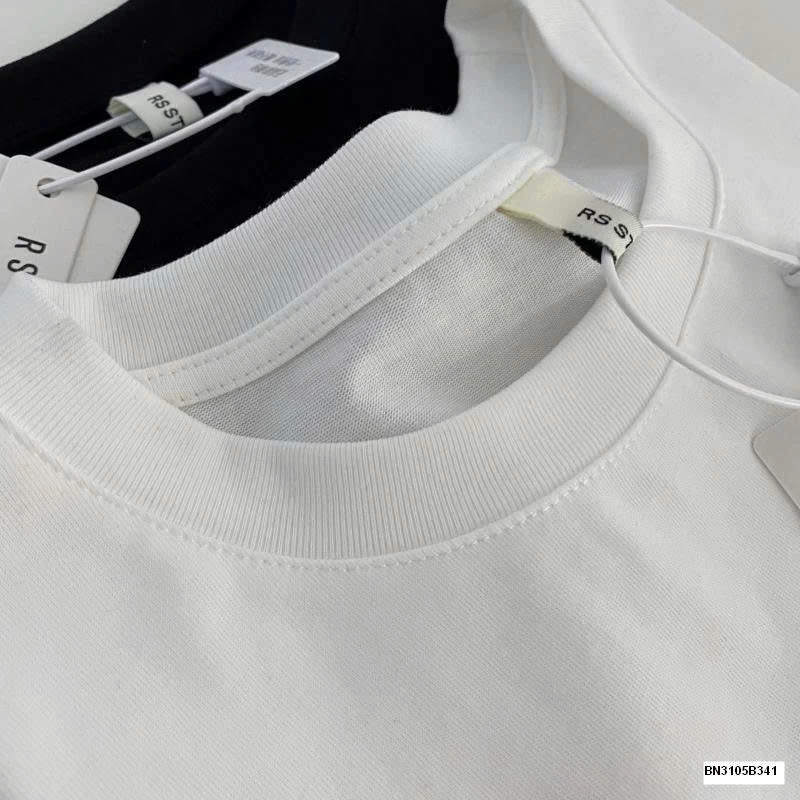 ÁO THUN KITTY   RS.STUDIO