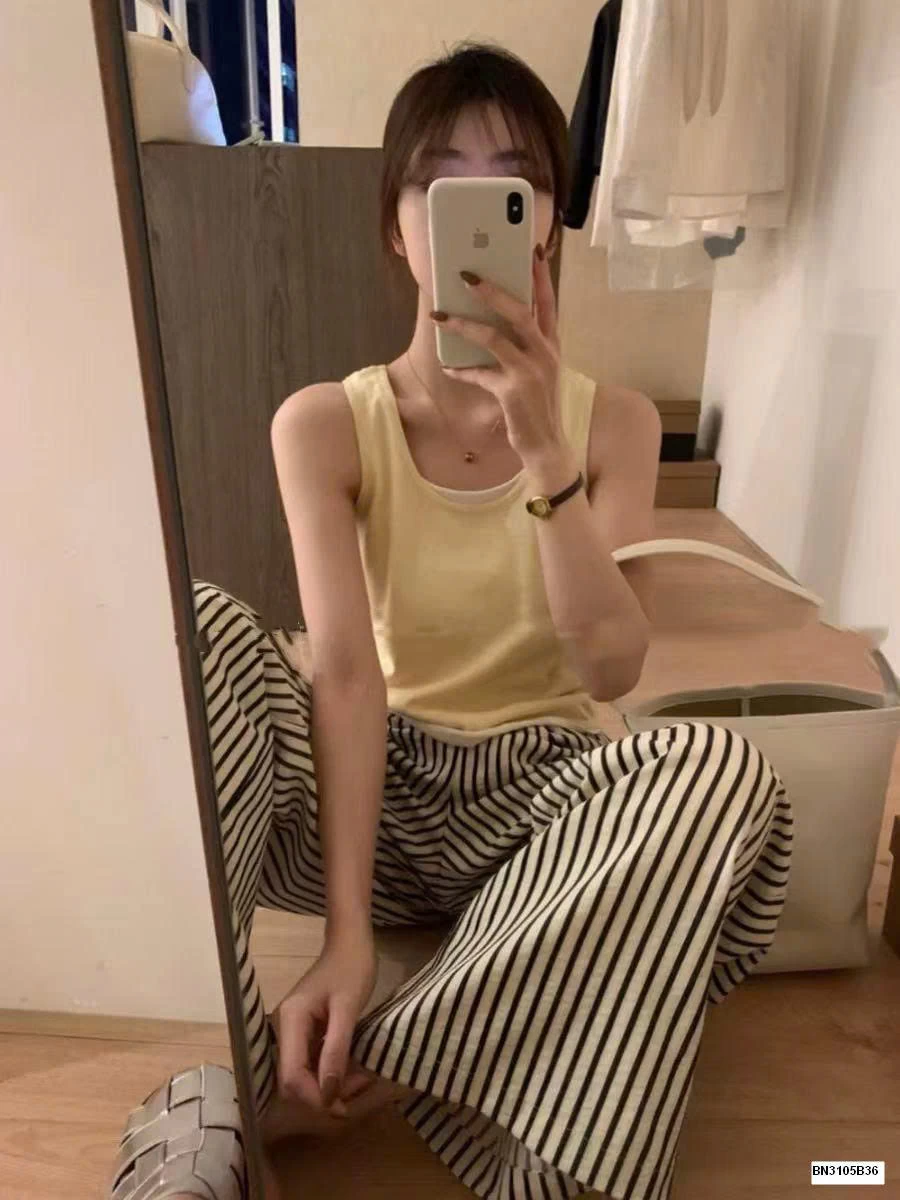 QUẦN KẺ SUỐNG RS.STUDIO