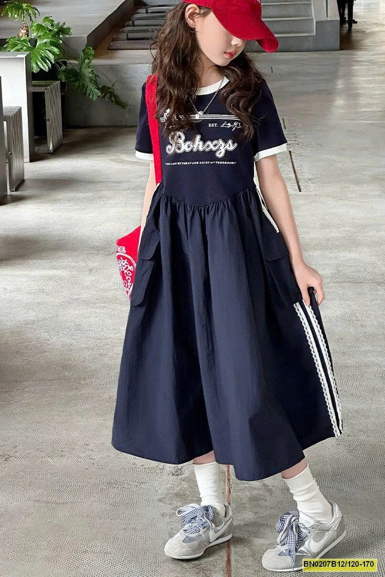 VÁY XÒE DÁNG DÀI JUZITIGE