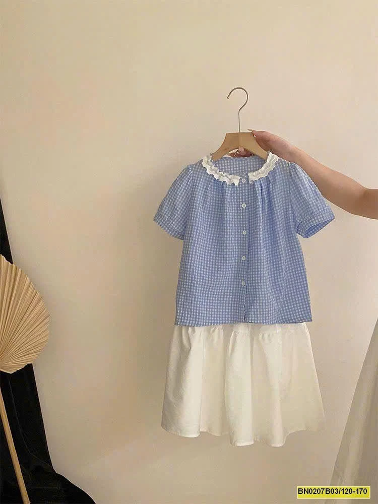 ÁO KẺ VIỀN REN PHỐI CHÂN VÁY DÁNG DÀI