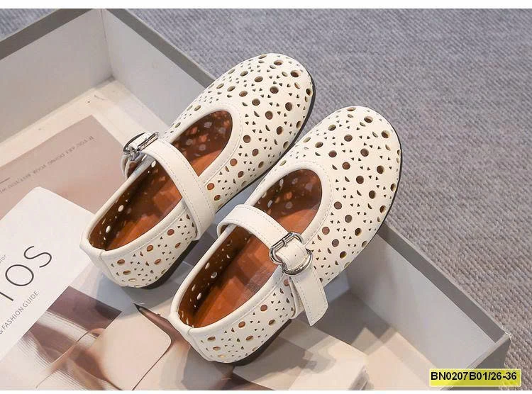 GIÀY LỖ THOÀNG KHÍ