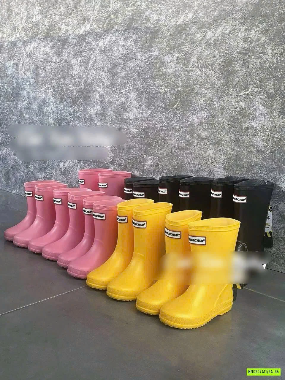 ỦNG ĐI MƯA CHỐNG TRƯỢT