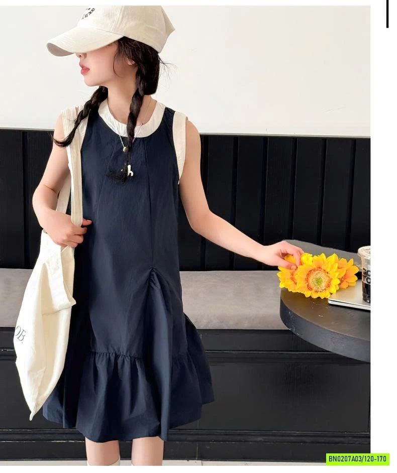 ĐẦM XÒE SÁT NÁCH VIỀN CỔ