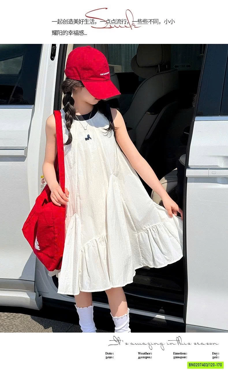 ĐẦM XÒE SÁT NÁCH VIỀN CỔ