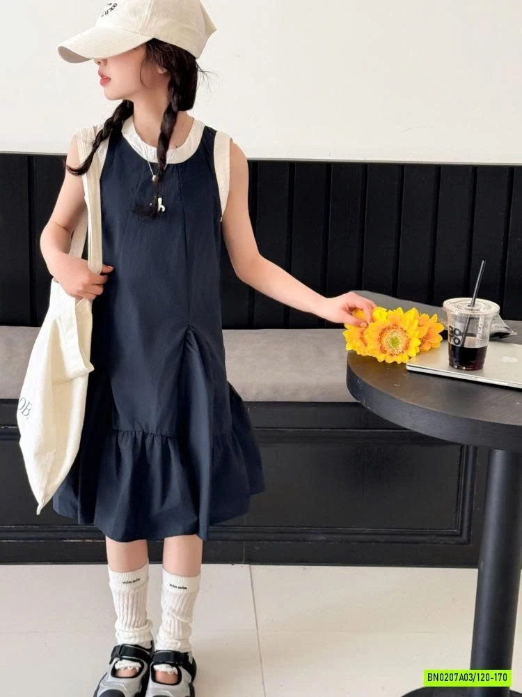 ĐẦM XÒE SÁT NÁCH VIỀN CỔ