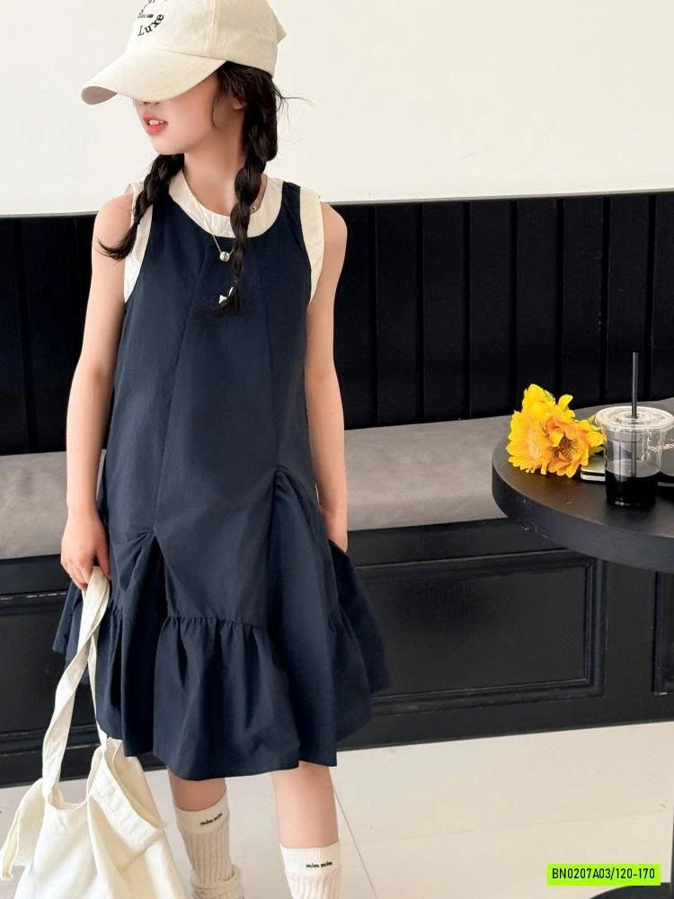 ĐẦM XÒE SÁT NÁCH VIỀN CỔ