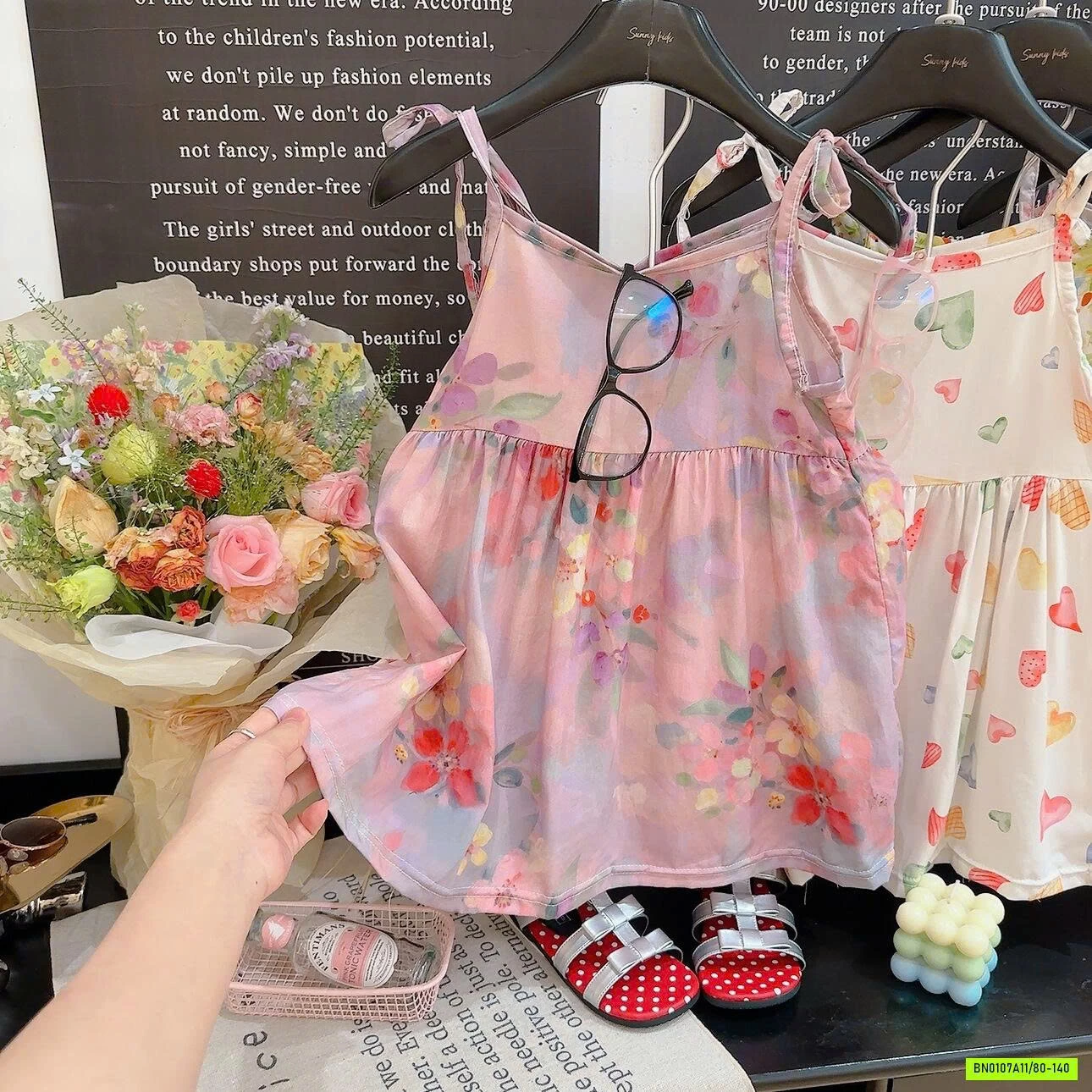 ĐẦM LANH HOA TONE HỒNG 2 DÂY XINH XẮN