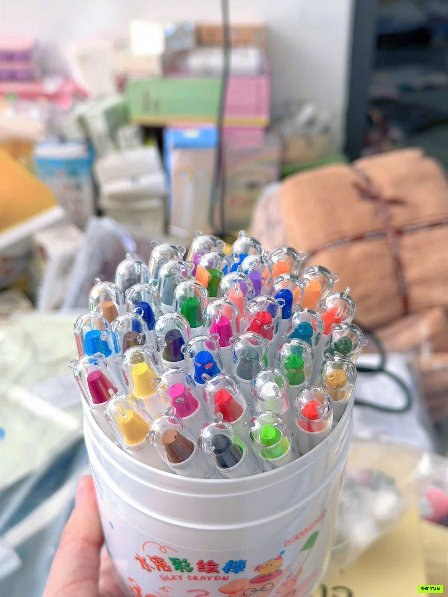 BÚT SÁP DẦU TAN TRONG NƯỚC DELI