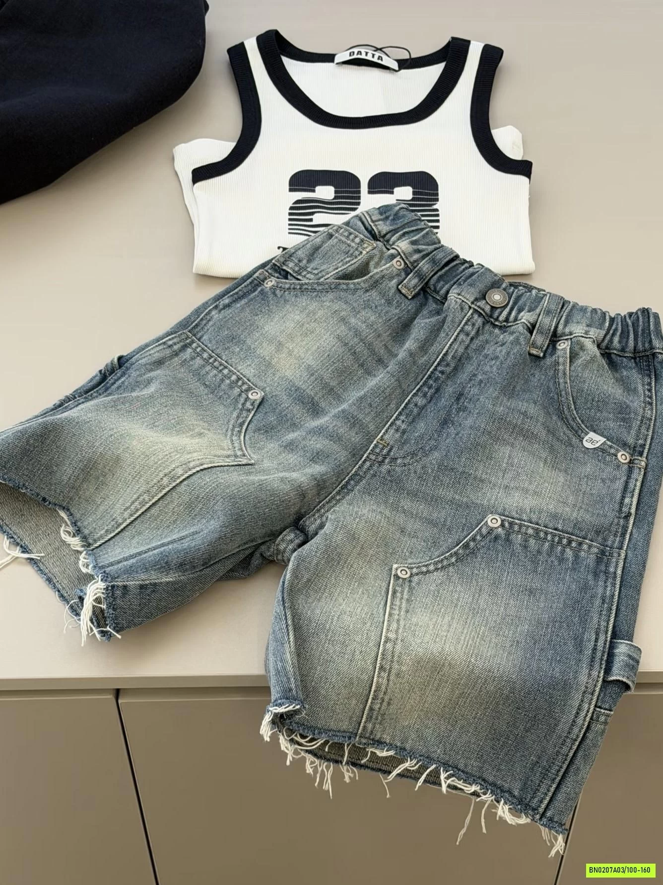 SHORT JEANS TUA GẤU CÁ TÍNH