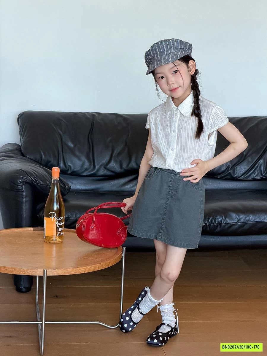 SƠ MI ĐŨI TAY HẾN CỔ BẺ 26C206 AMBB
