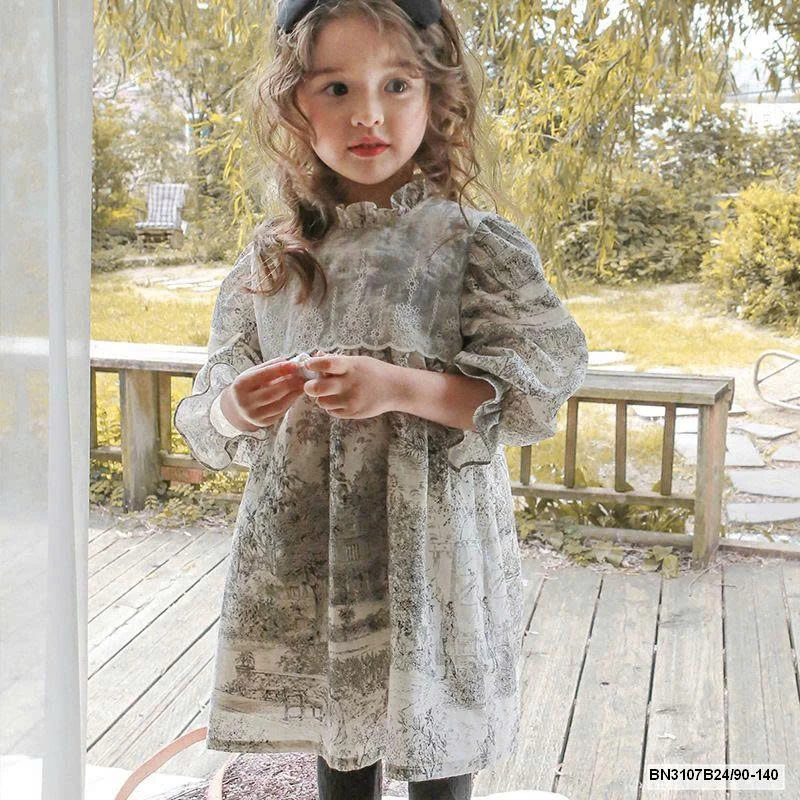 ĐẦM HOA LÁ LOANG MÀU