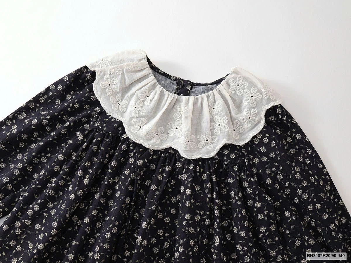 ĐẦM THÔ HOA NHÍ CỔ SEN