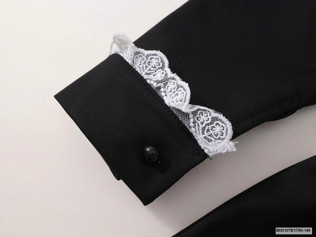 ĐẦM TIỂU THƯ CỔ ĐỨC