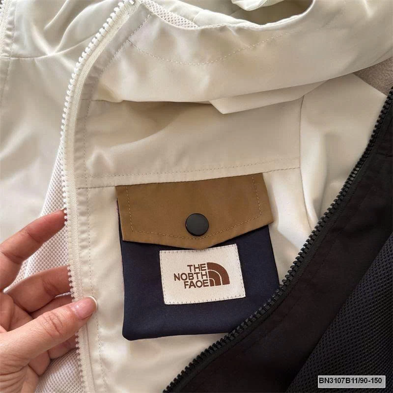 ÁO KHOÁC GIÓ TÚI NGỰC  MMY