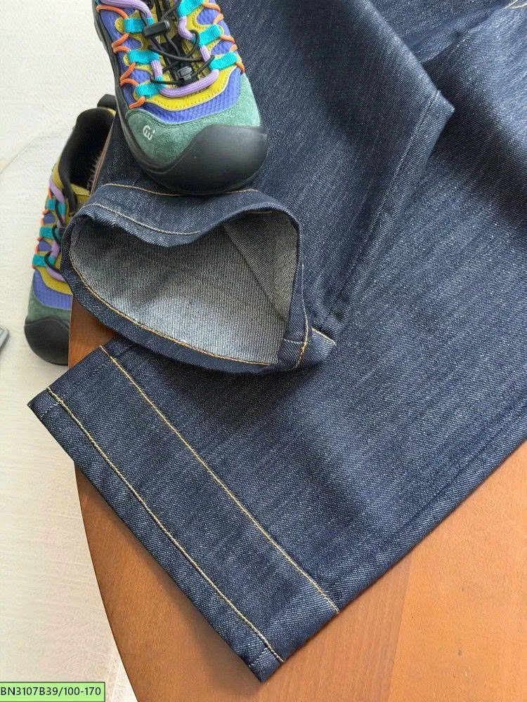 QUẦN JEAN XANH ĐẬM CHỈ NỔI AMBB 26A074