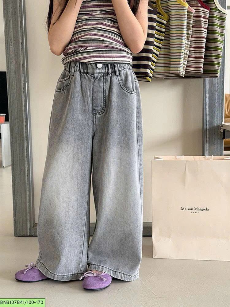 QUẦN JEAN MÀU XÁM BẠC MÀU AMBB  26B017