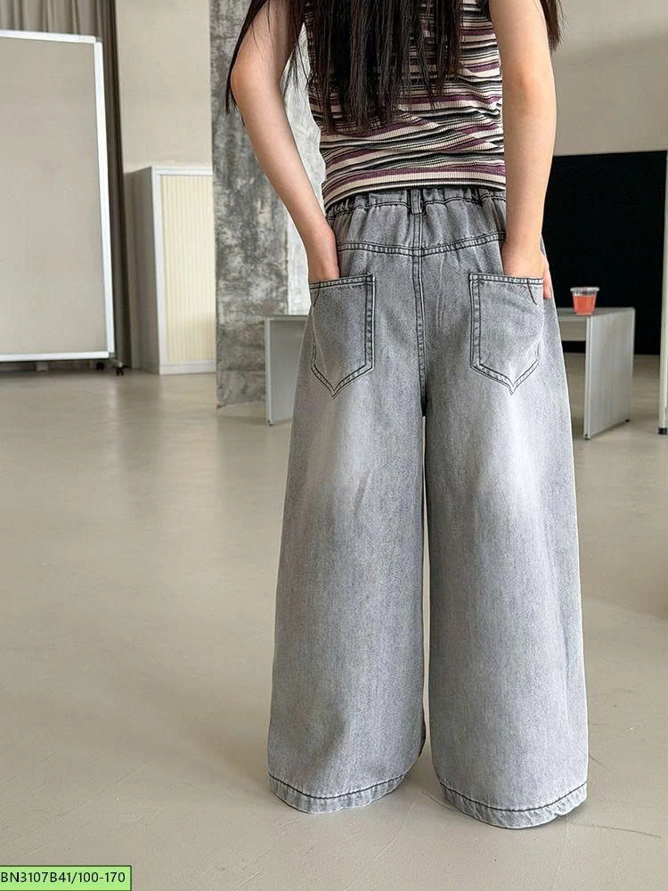 QUẦN JEAN MÀU XÁM BẠC MÀU AMBB  26B017