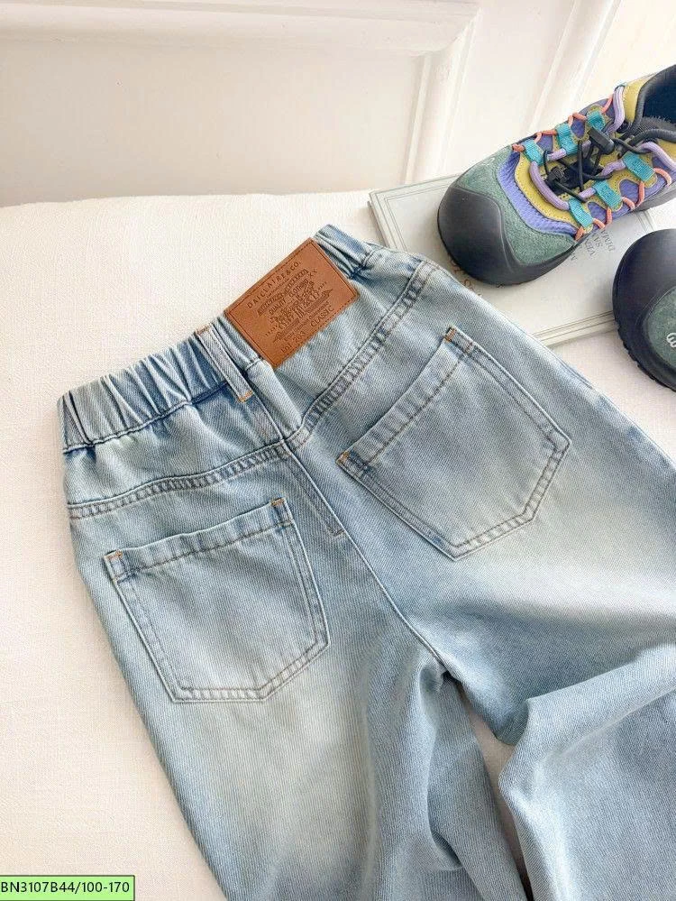 QUẦN JEAN BASIC  AMBB  26A023