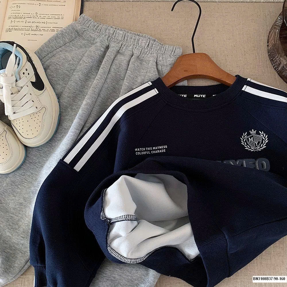 ÁO NỈ CHỮ JUST LIKE MAGIC