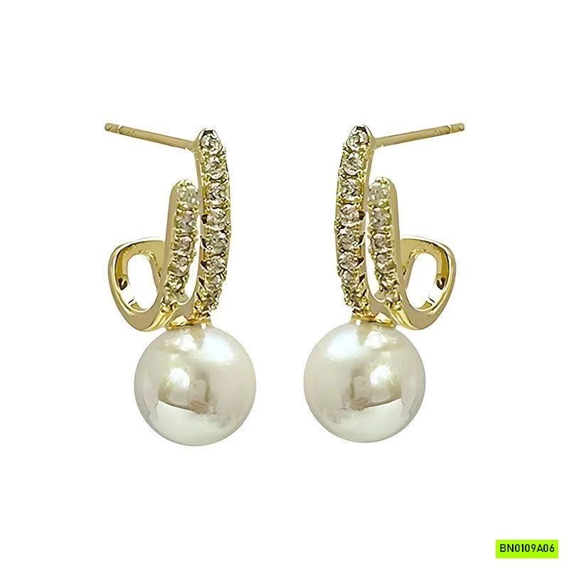 HOA TAI HÃNG AGOVSKI