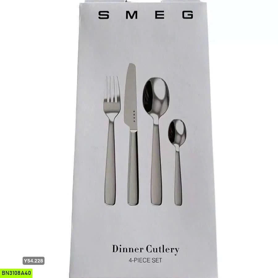 BỘ DAO DĨA THÌA 4 MÓN SMEG