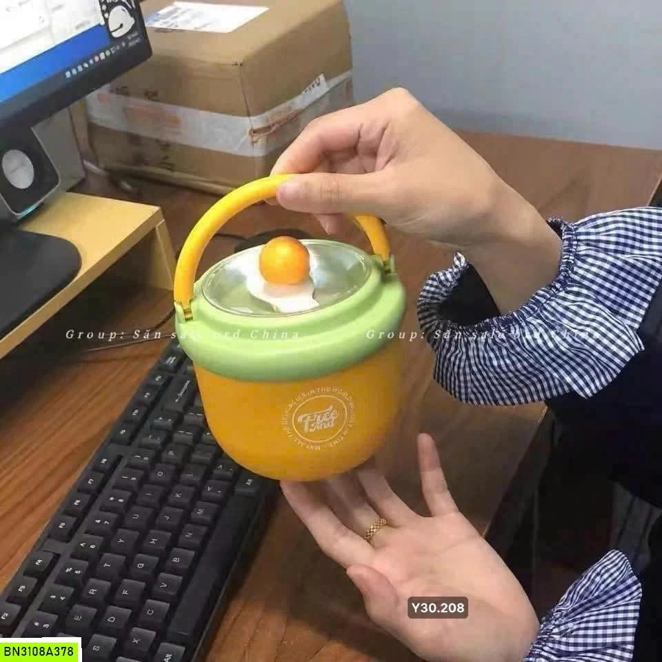 CỐC GIỮ NHIỆT CÓ QUAI CẦM