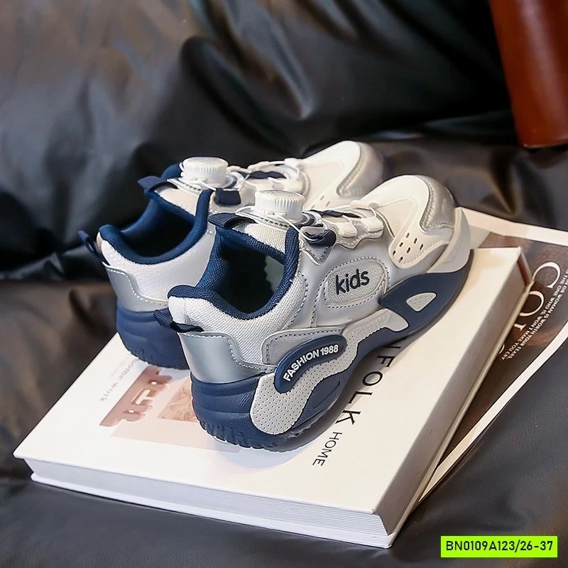 GIÀY THỂ THAO PHỐI MÀU SIÊU NHẸ