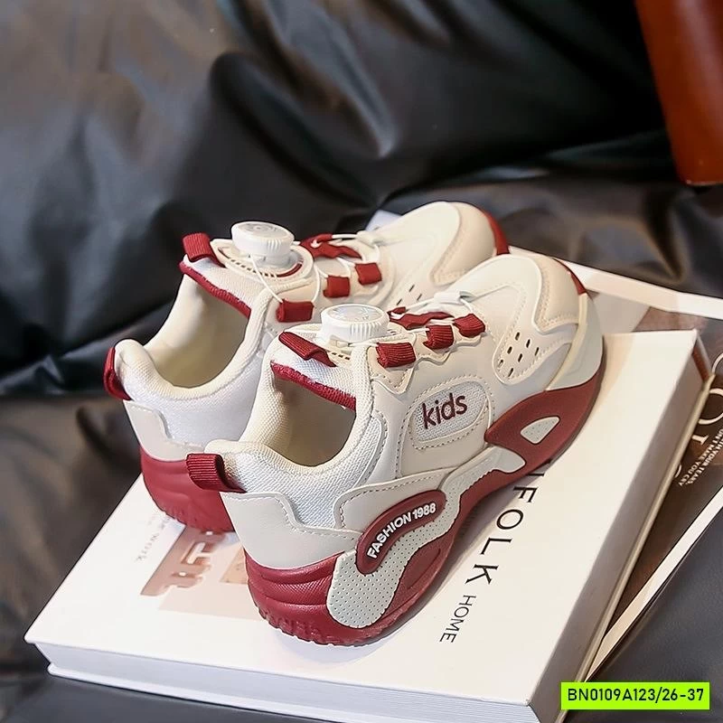 GIÀY THỂ THAO PHỐI MÀU SIÊU NHẸ