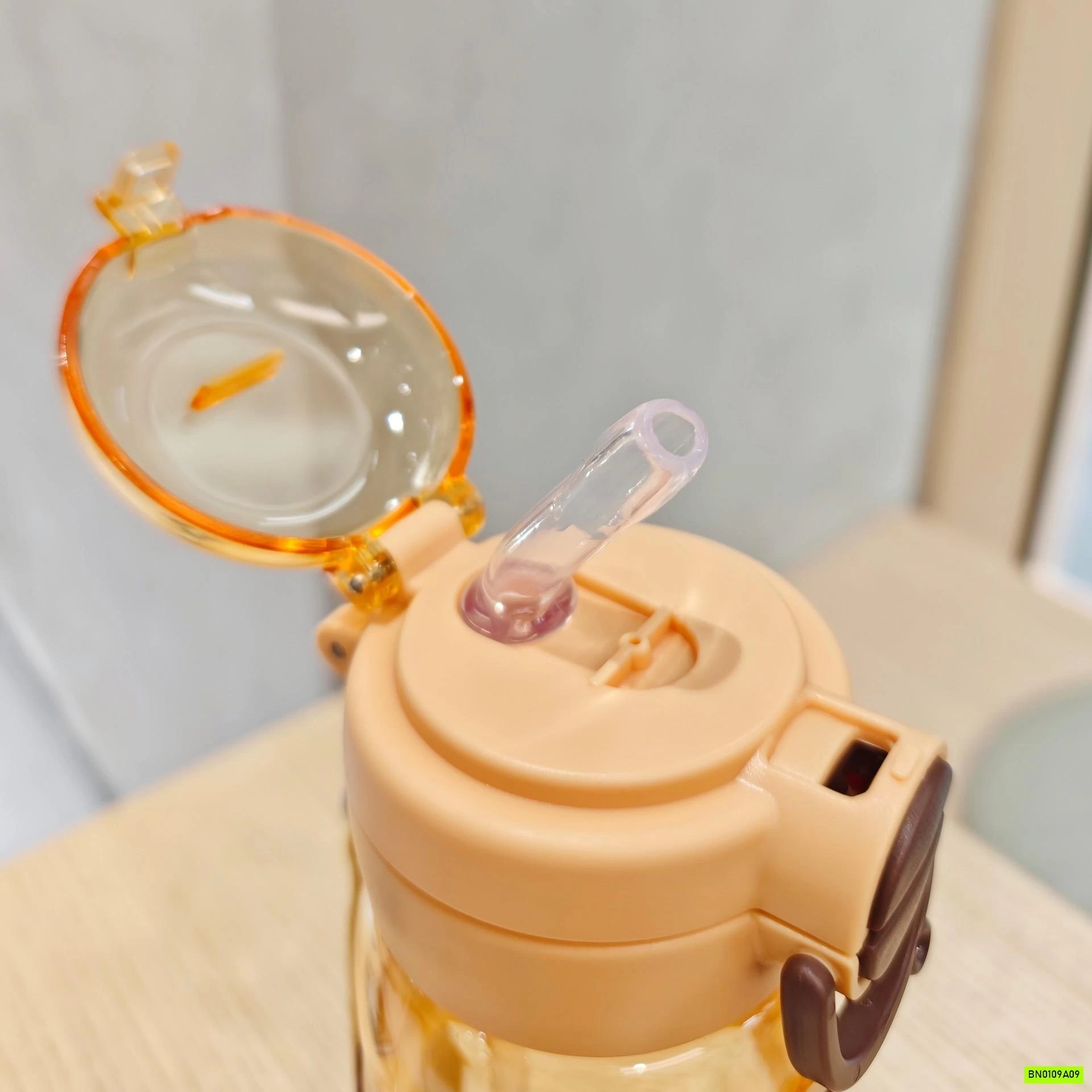 BÌNH NƯỚC IN HÌNH DỄ THƯƠNG CHO BÉ