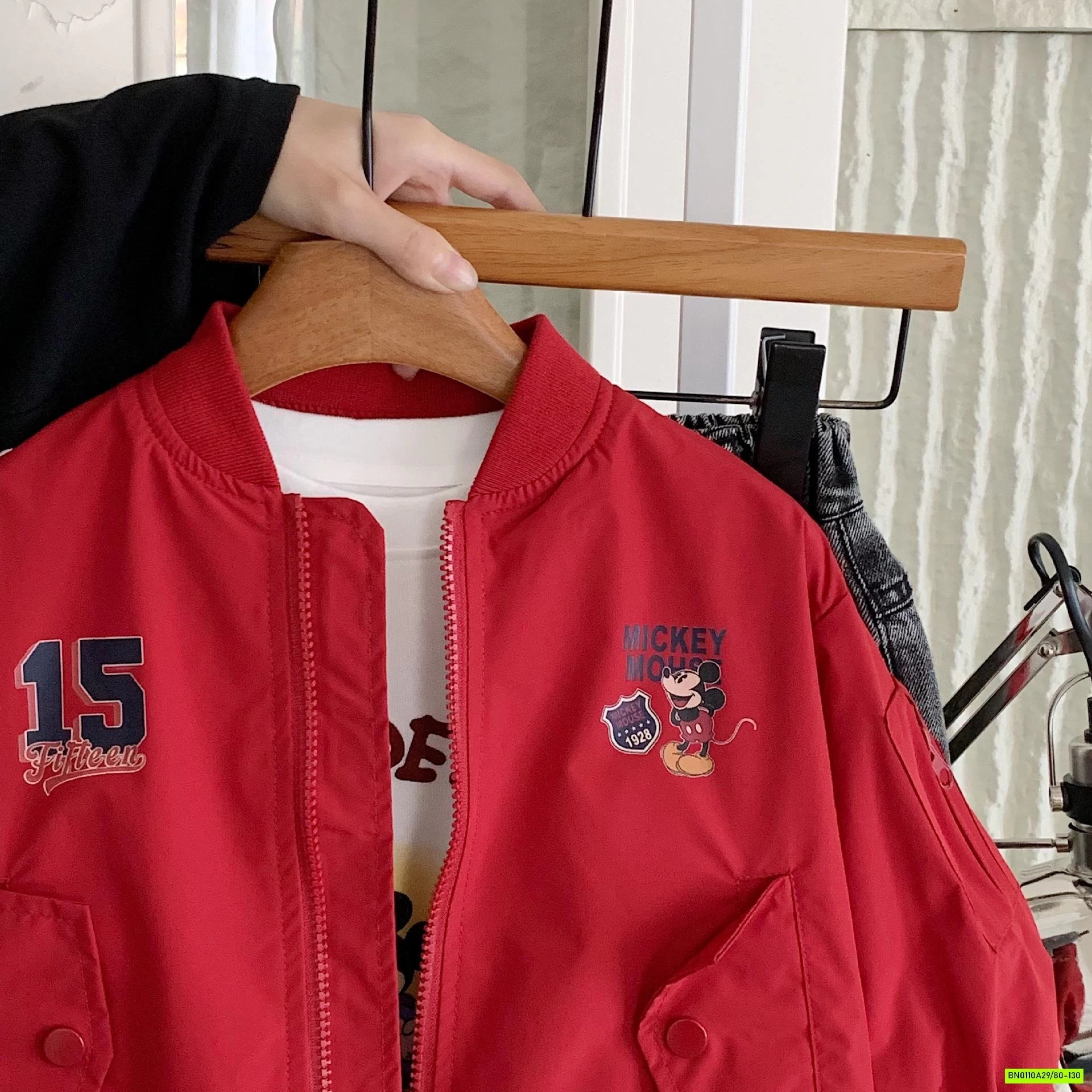 KHOÁC BOMBER ĐỎ MICKEY