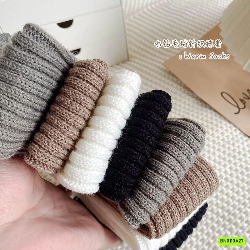 TẤT LEN KO BÀN GẮN NƠ THỎ