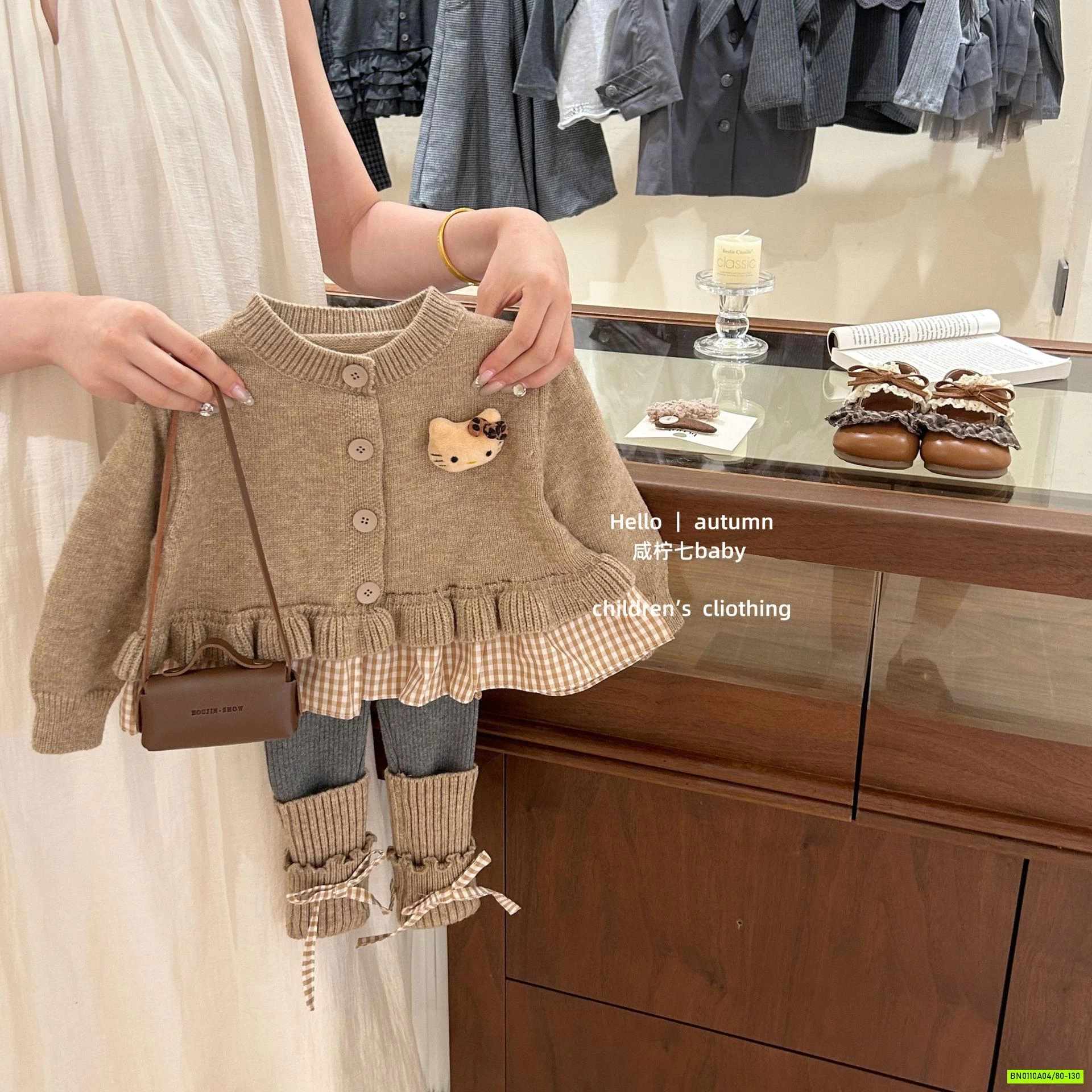 ÁO LEN NÂU KITTY MIX LEGGING XÁM