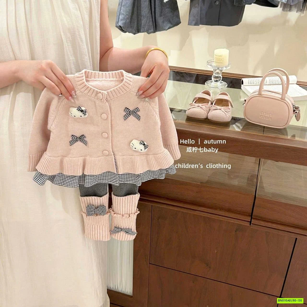 SÉT LEN HỒNG KITTY